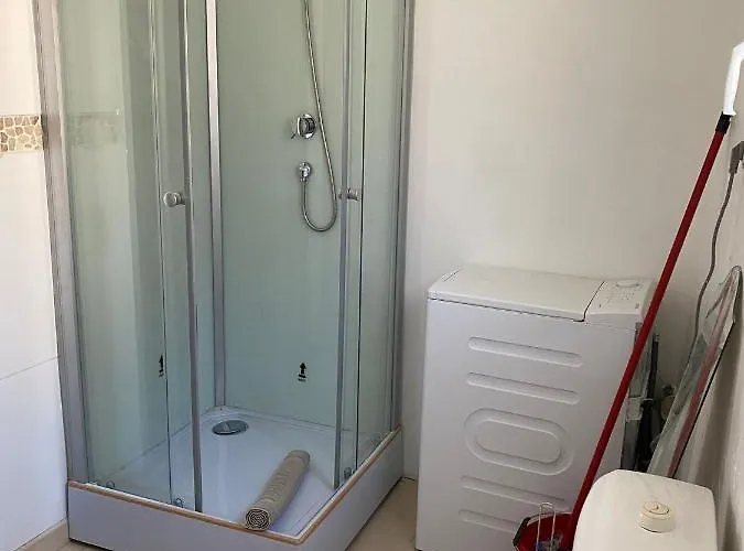 Location De * Alénya